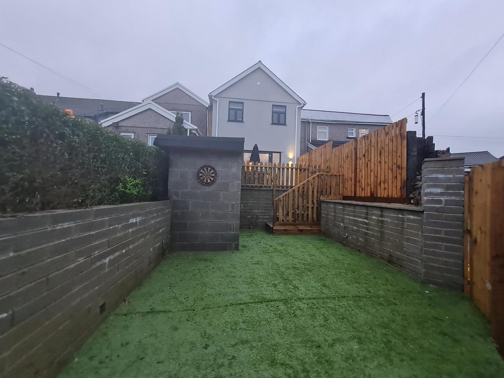 4 Bedroom Luxury House. Bike Park Wales. Secure Bike Store. Brecon Beacons Dowlais Екстер'єр фото