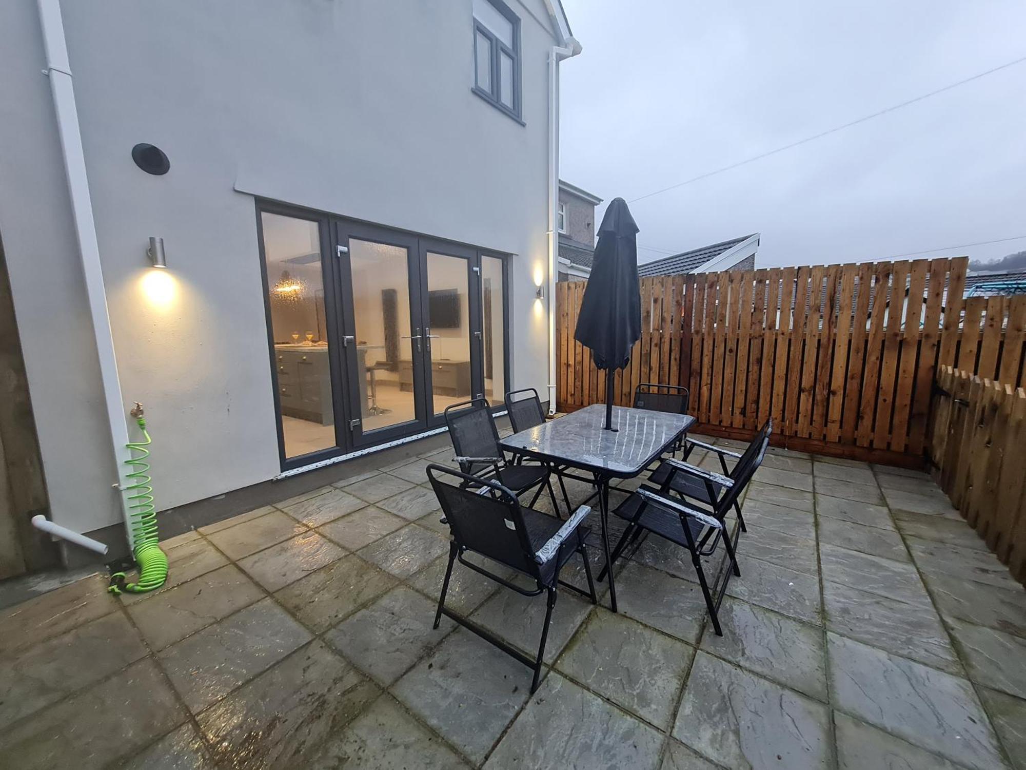 4 Bedroom Luxury House. Bike Park Wales. Secure Bike Store. Brecon Beacons Dowlais Екстер'єр фото